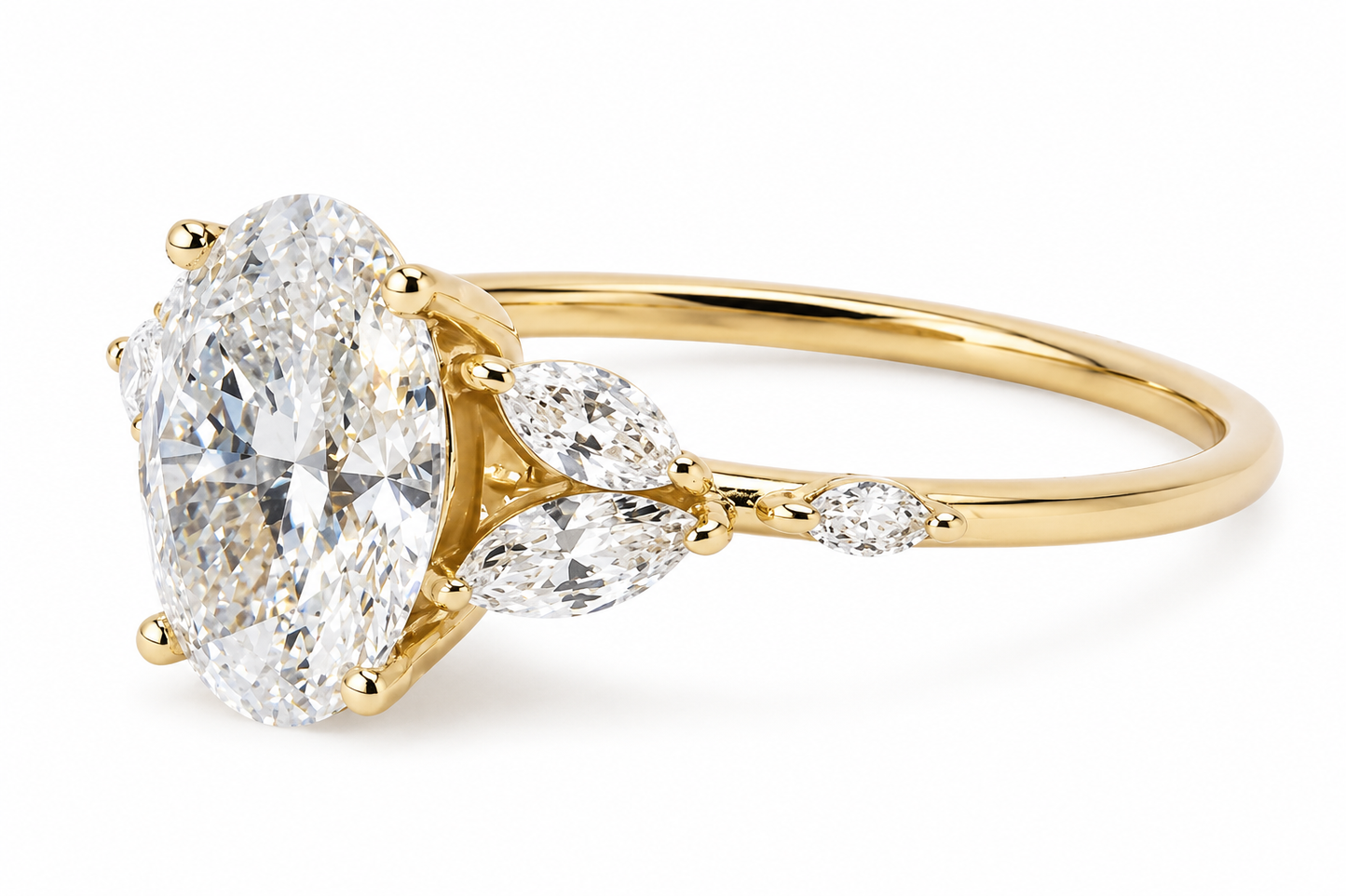 Vivienne Ring- Oval Cut