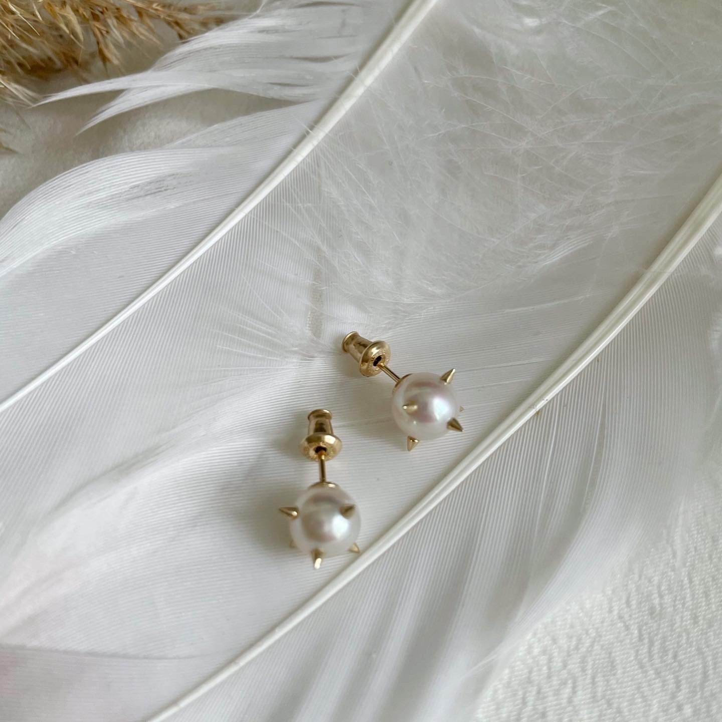 Pearl Spike Studs - Full View