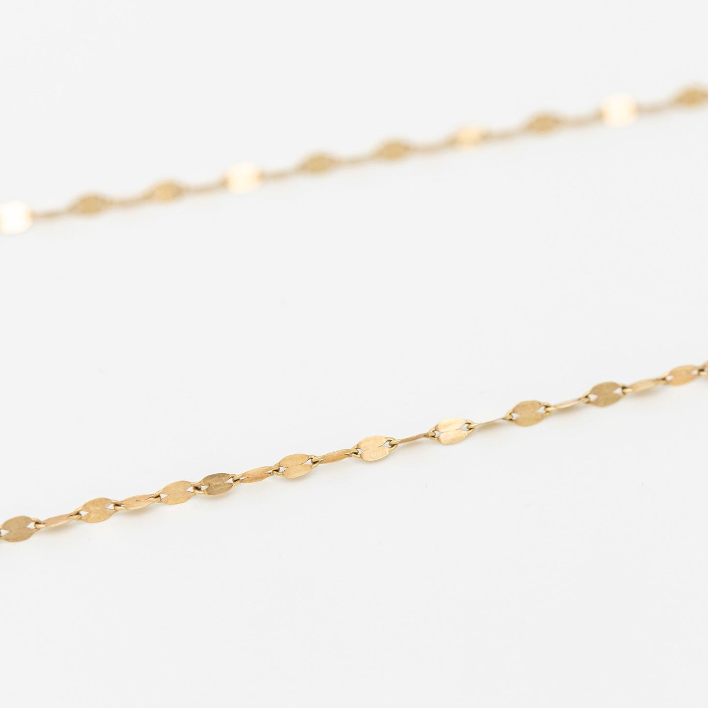 Disco Choker Sparkling Necklace - Close View