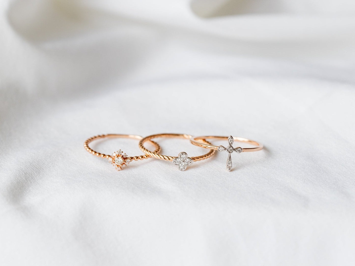 Diamond Twist Rings