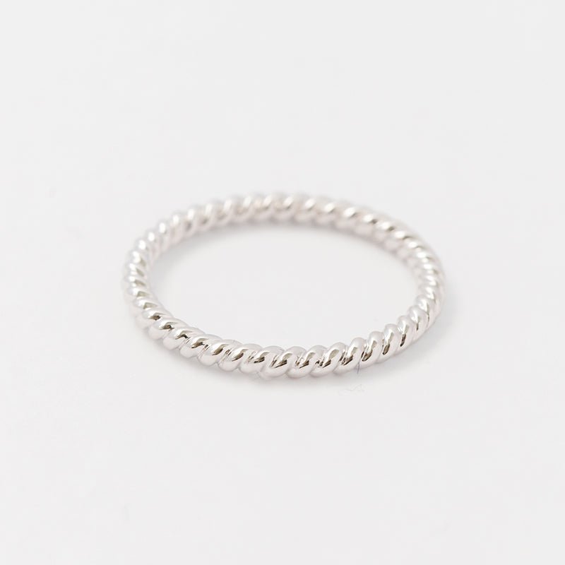 Twist Ring