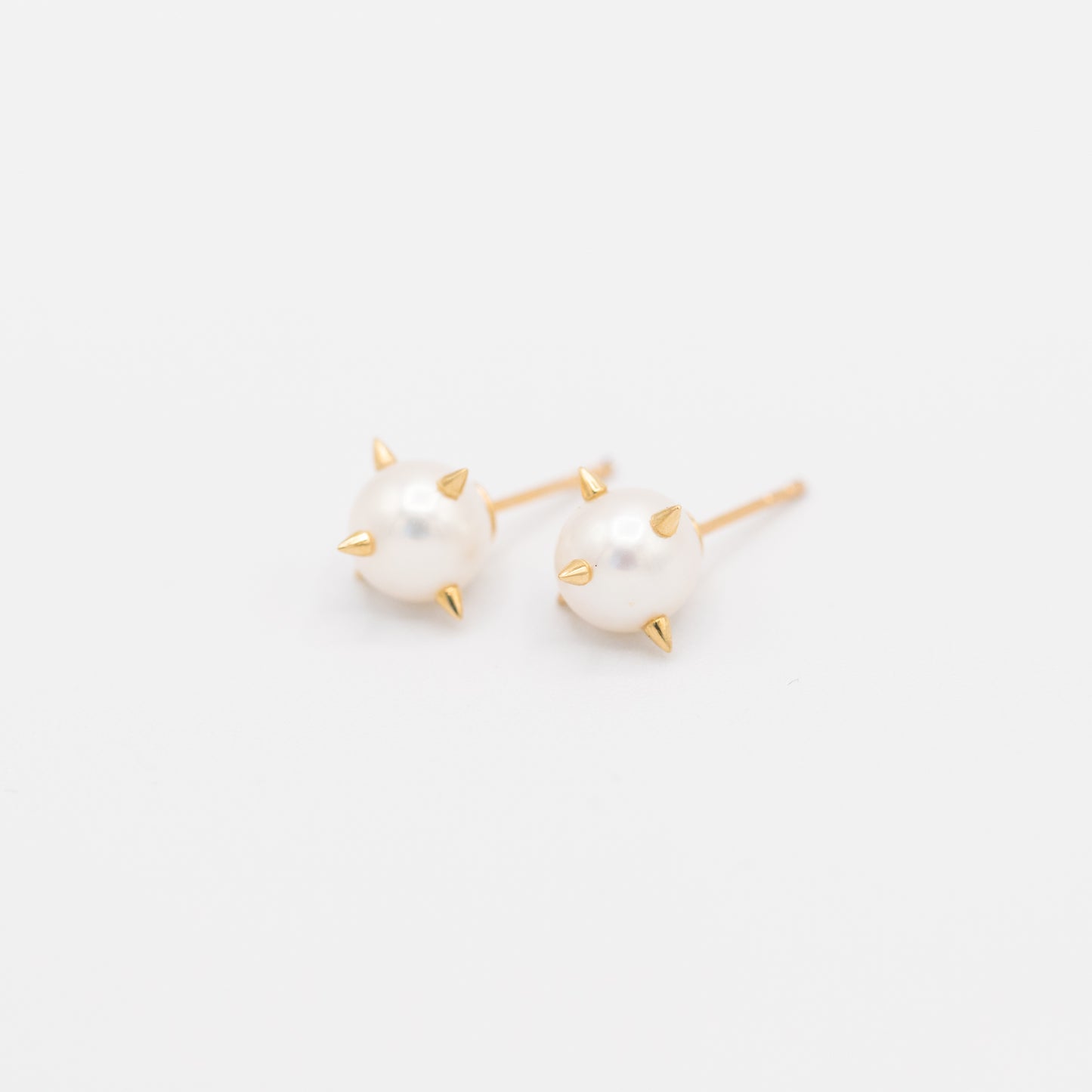 Pearl Spike Studs