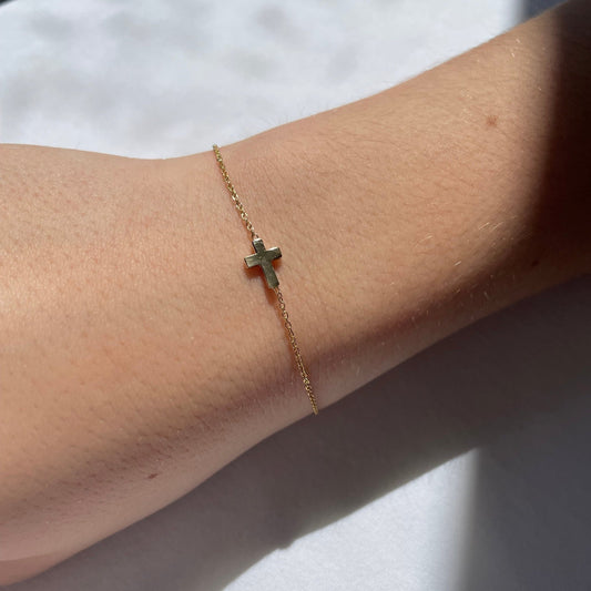 Mini Cross Bracelet - Close View 1