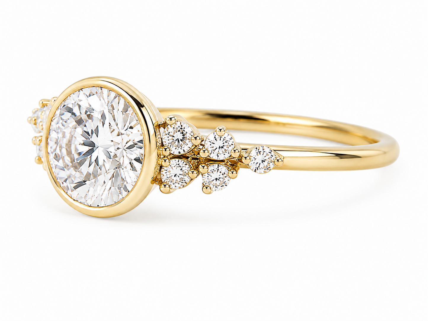 Maria Ring - Round Bezel
