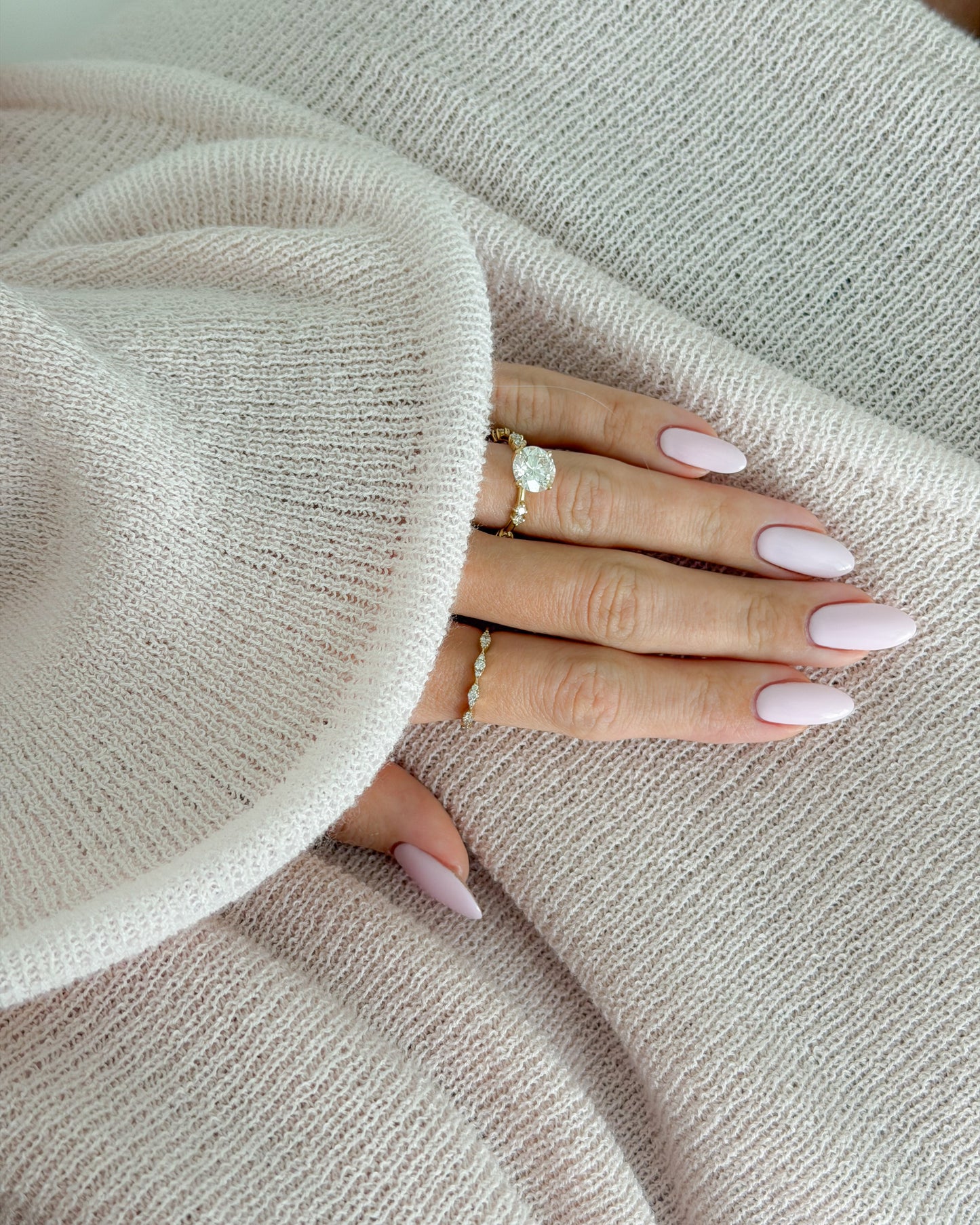 Elara Ring - Round Cut