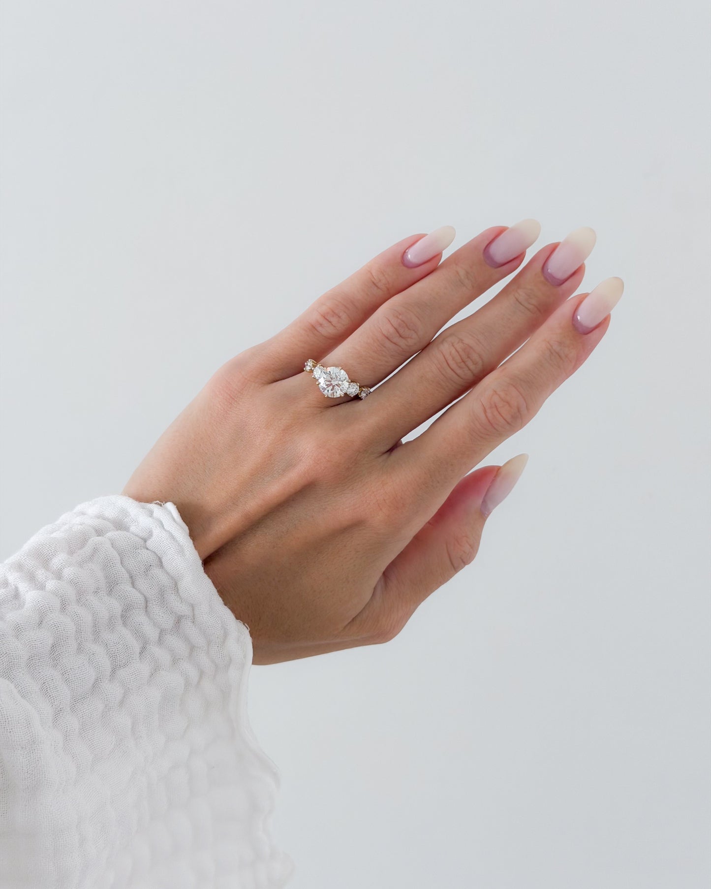 Odette Ring — Round Cut