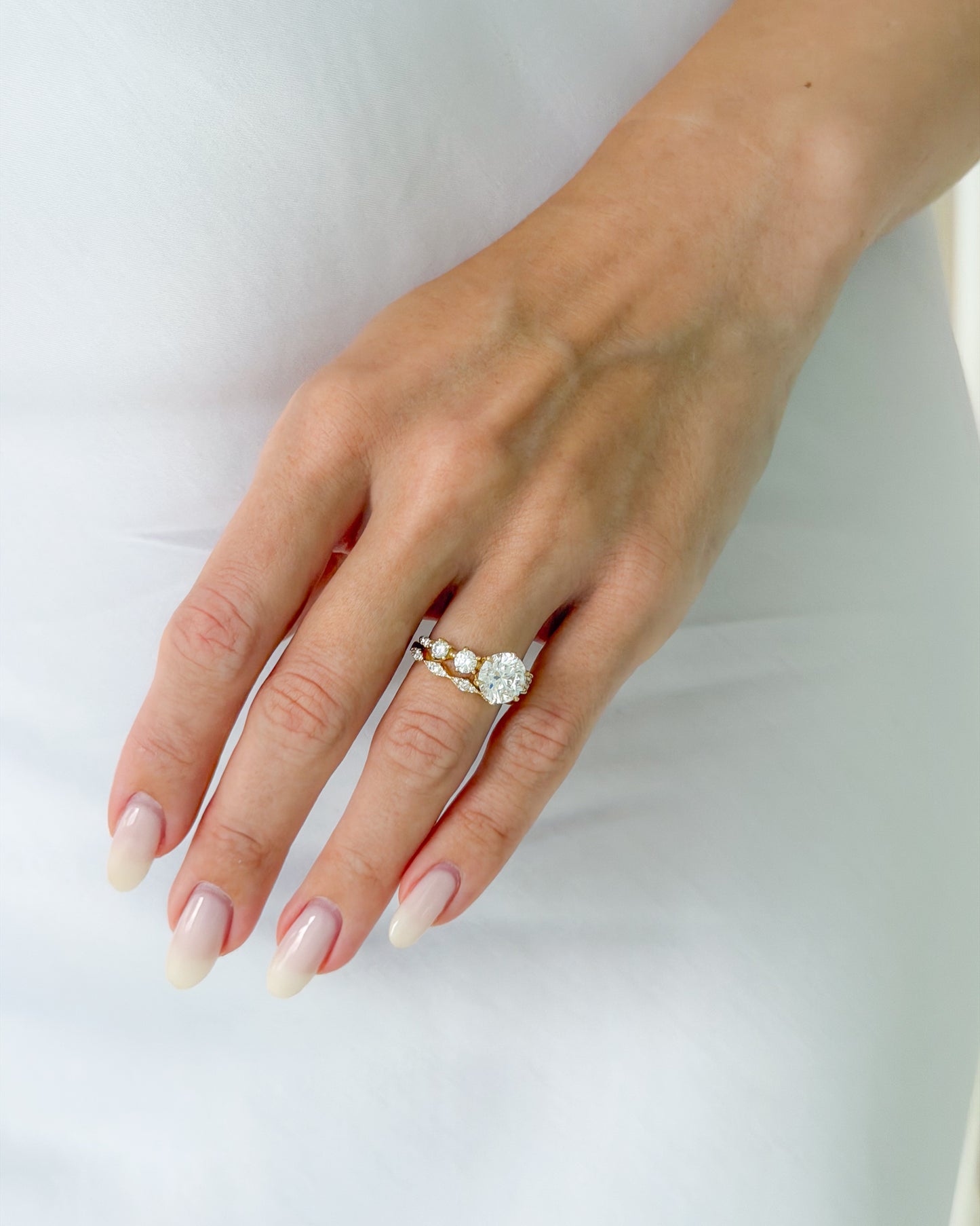 Odette Ring — Round Cut