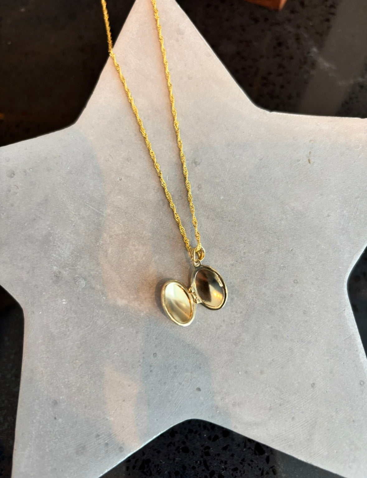 Lou Locket | Personalized Fine Jewelry Pendant - Lu and Lo Jewellery