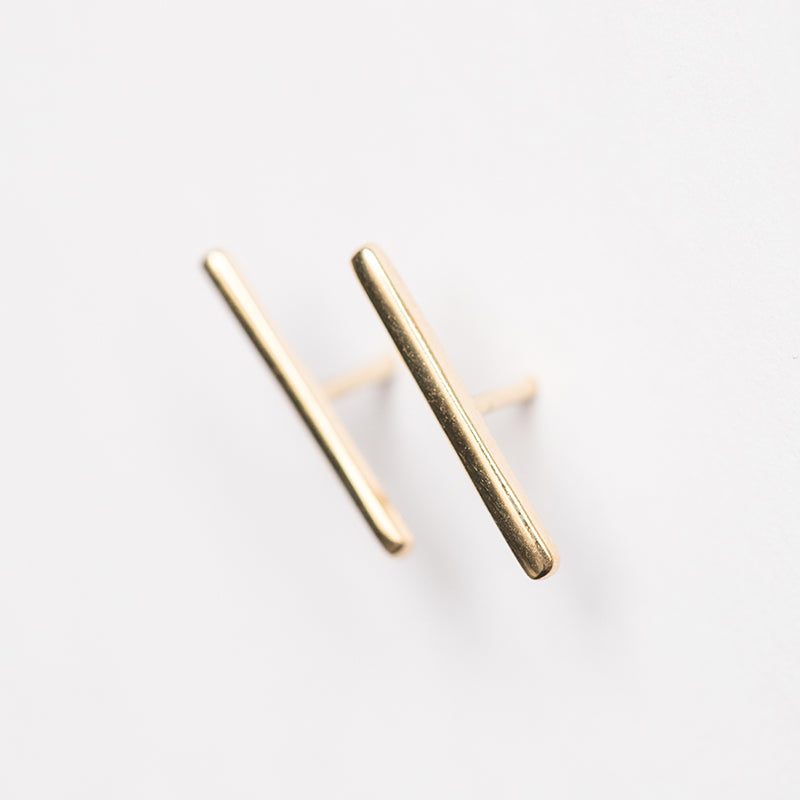 Rounded Bar Long Stud Earring