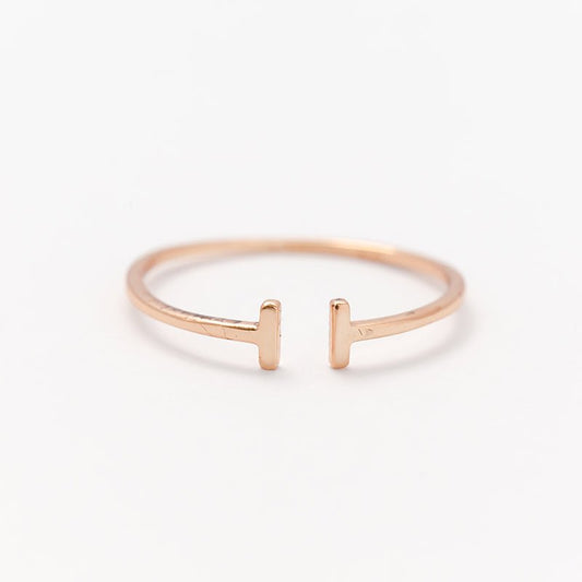 Minimalist TT Ring