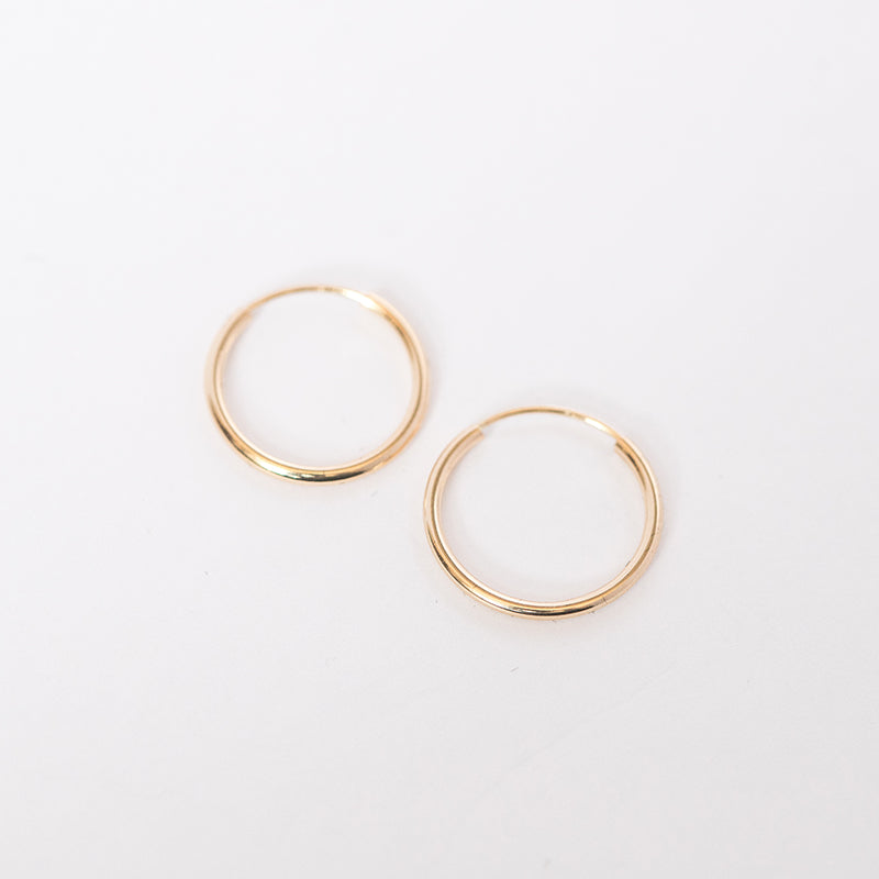 Lightest Small Hoops (18mm diameter) 